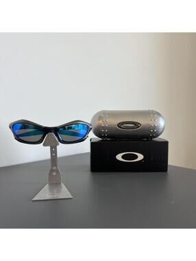 Oakley Men's Silver and Black Sunglass